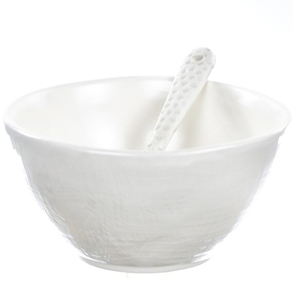 Textured Bowl And Spoon Set Bowl 5.5